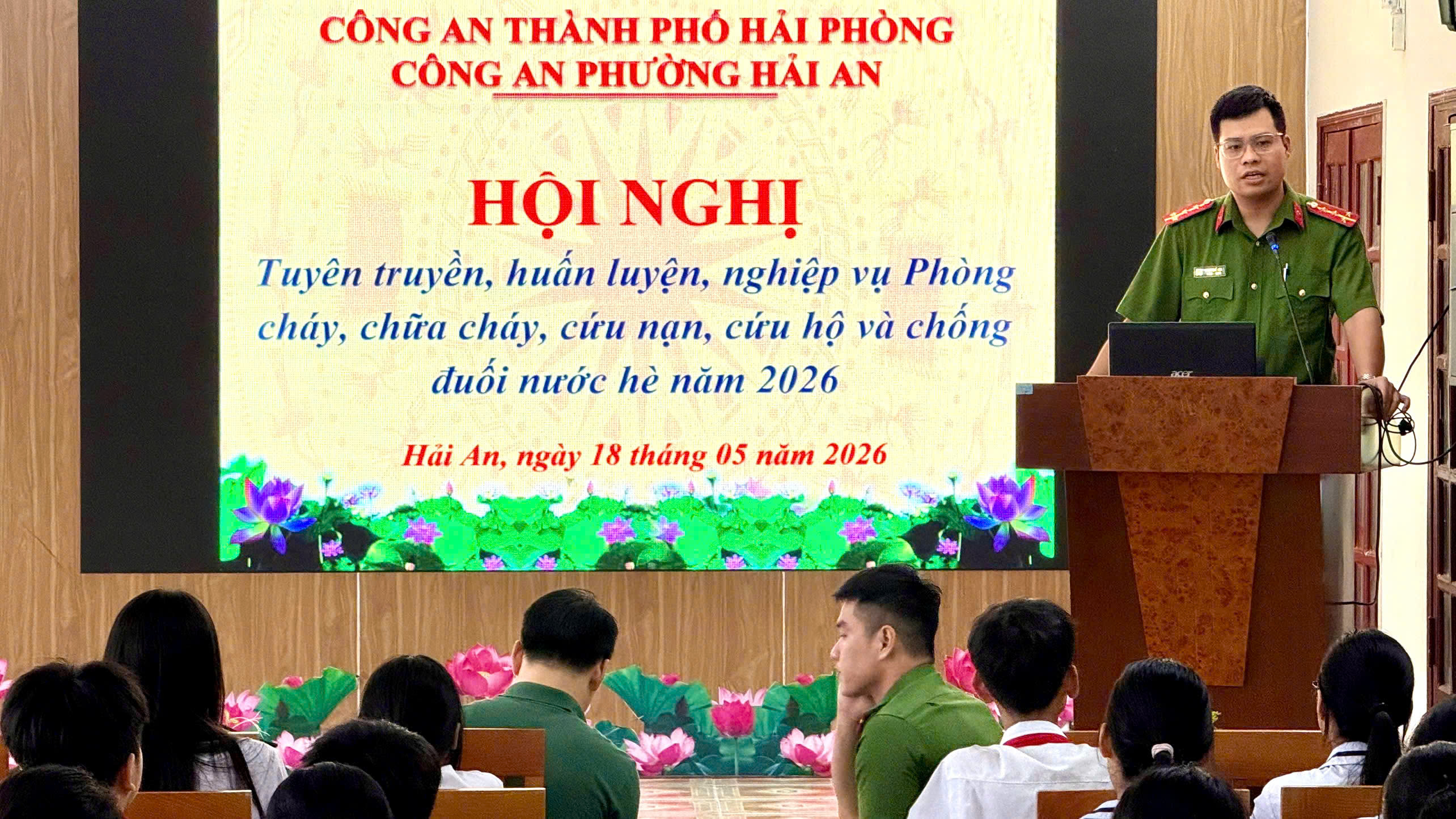 Công an phường Hải An: Tuyên truyền pháp luật và kỹ năng an toàn hè cho gần 400 giáo viên, học sinh Trường THCS Lê Lợi